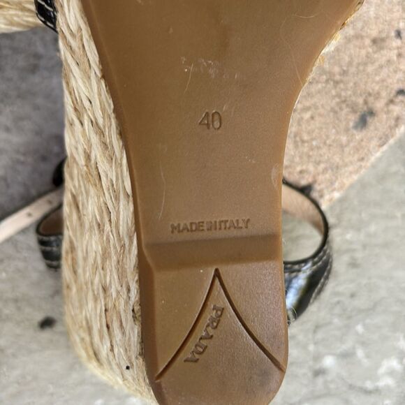 Prada patent leather wedge espadrilles - Picture 9 of 9